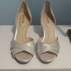 Life Stride Women's Silver Open-Toe Heels